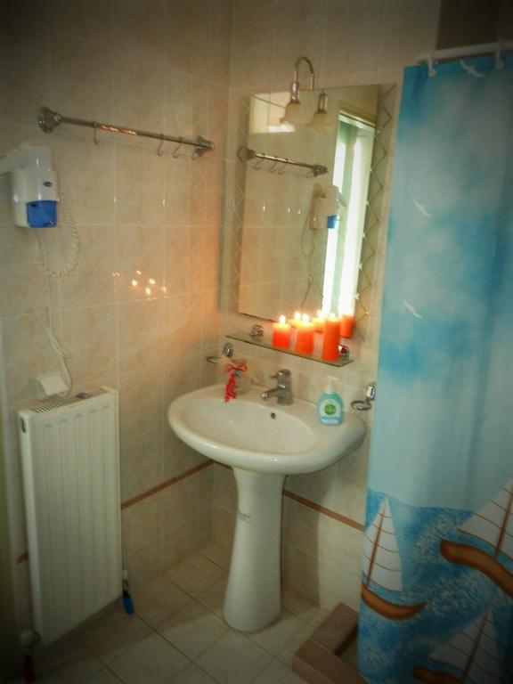 Ta Kalamakia Apartment *